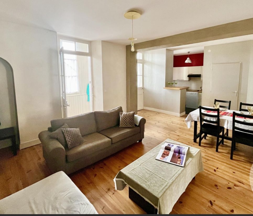 Appartement T3-73m2-PAU