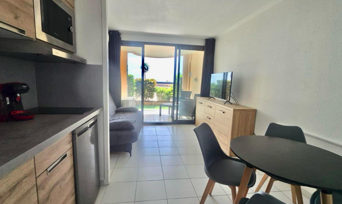 Appartement T2-27m2-CANNES