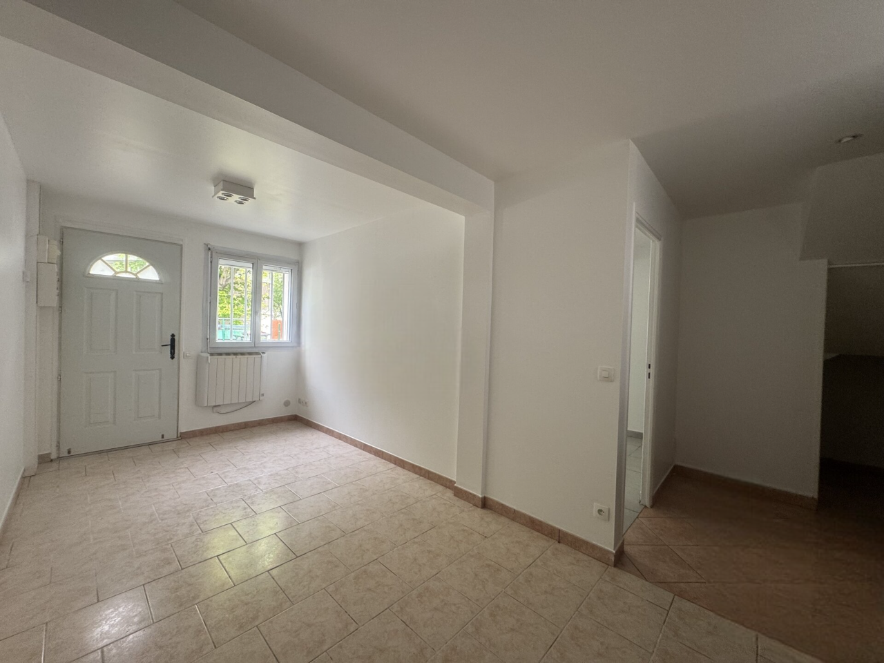 Immeuble 137m2-LE KREMLIN-BICêTRE