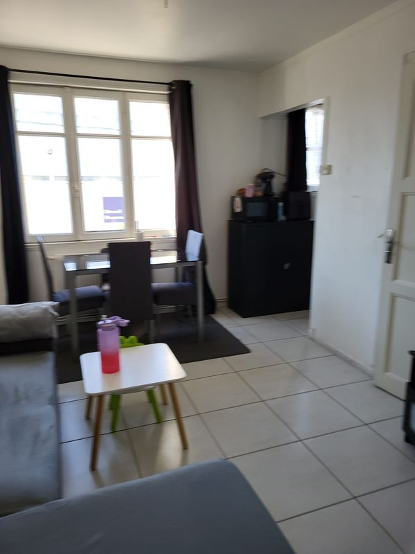 Appartement T4-58m2-GRENOBLE