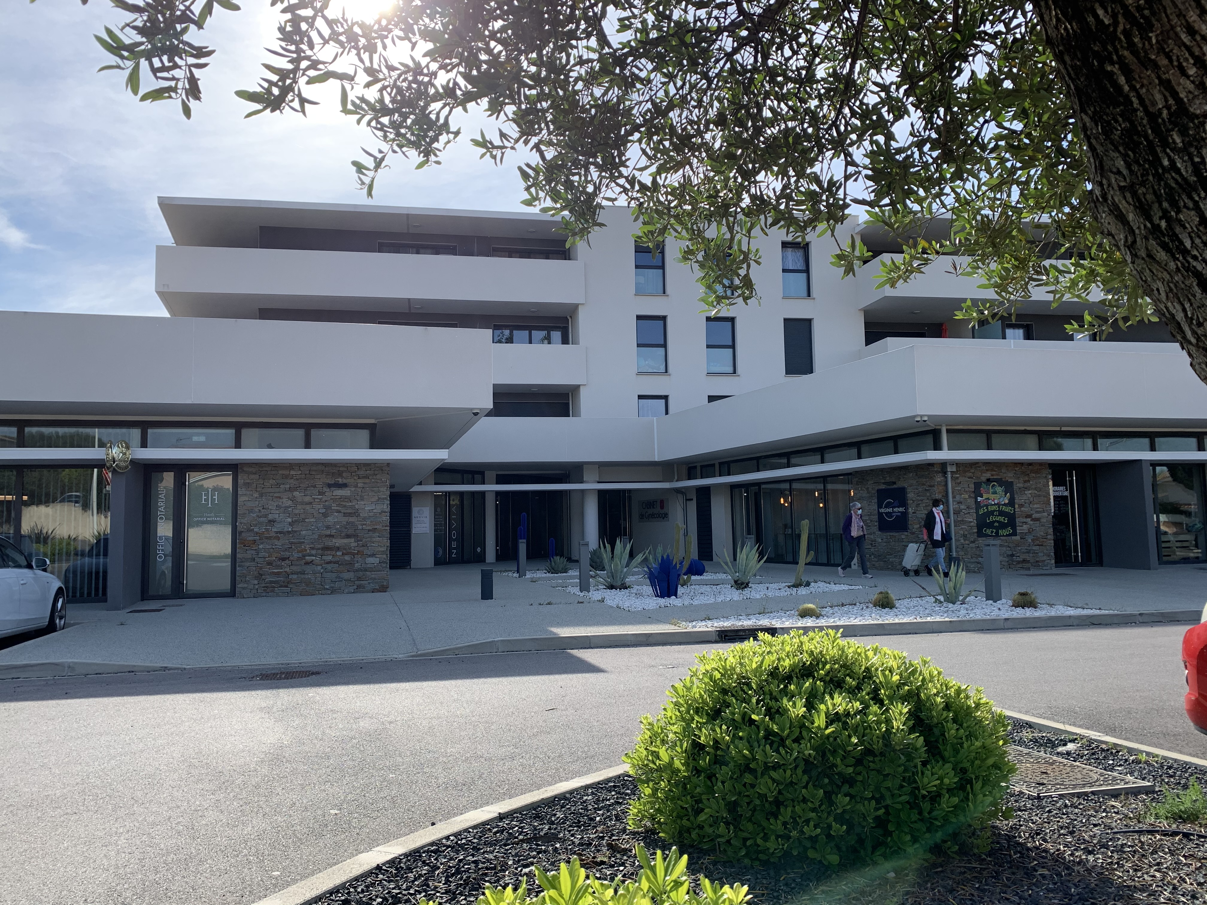 MAS ROCA BUREAUX ILOT A