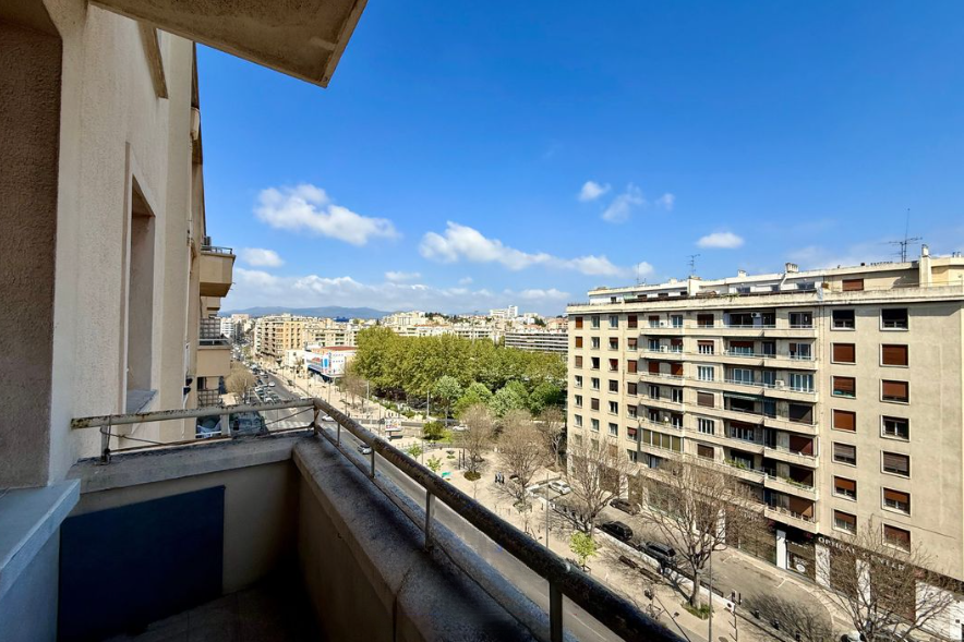 Appartement T2-28m2-MARSEILLE