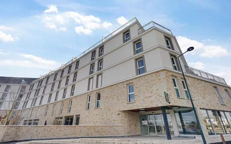 ALL SUITES STUDY PALAISEAU