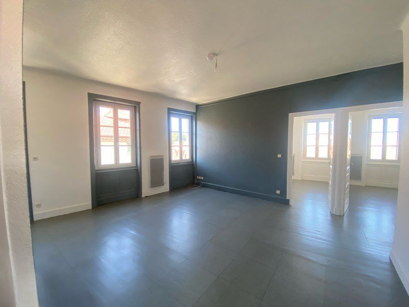 Immeuble 175m2-SAINT-BONNET-LE-CHâTEAU