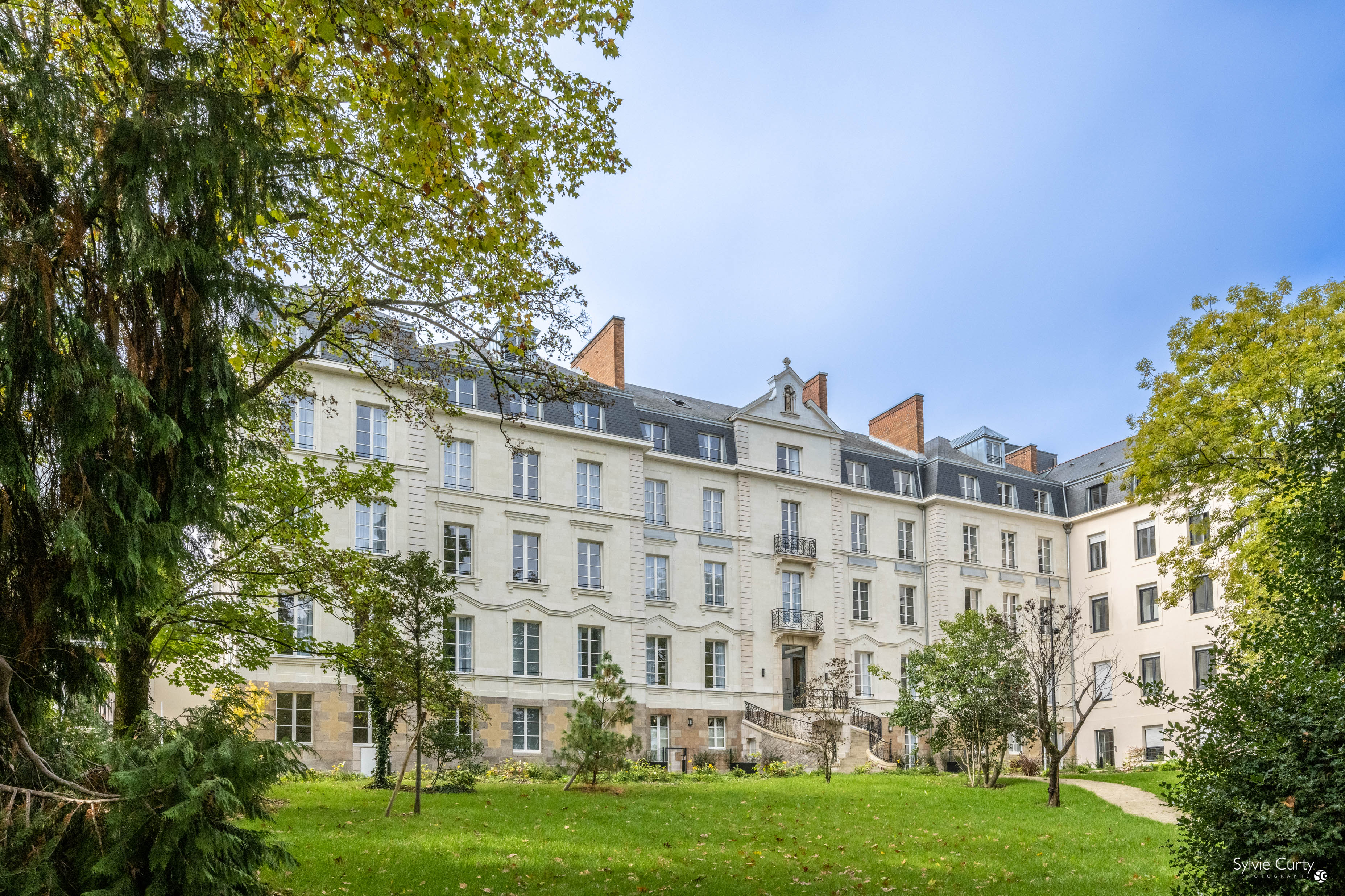 LA GRANDE MAISON