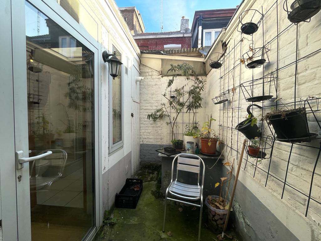Immeuble 65m2-LILLE