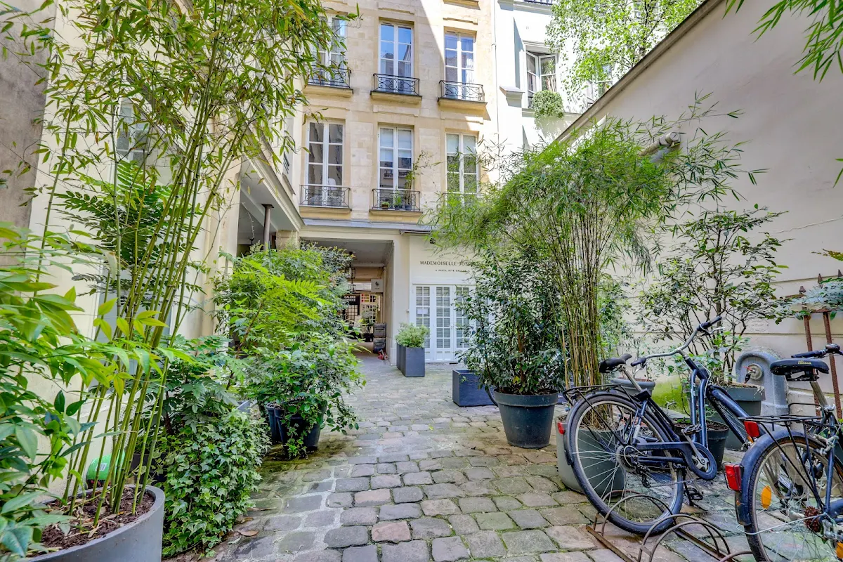 Appartement T4-79m2-PARIS