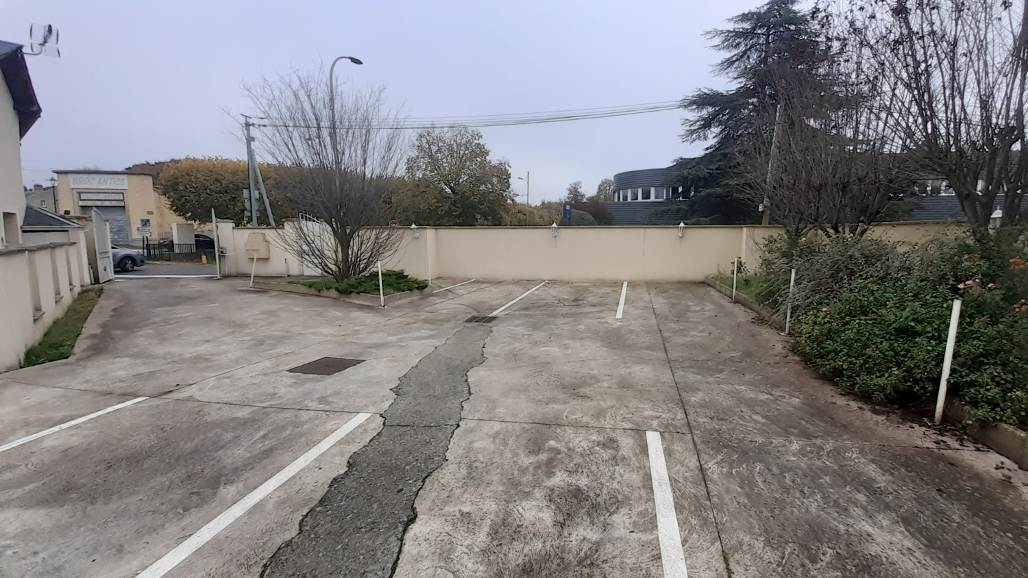 Immeuble 231m2-ÉTAMPES