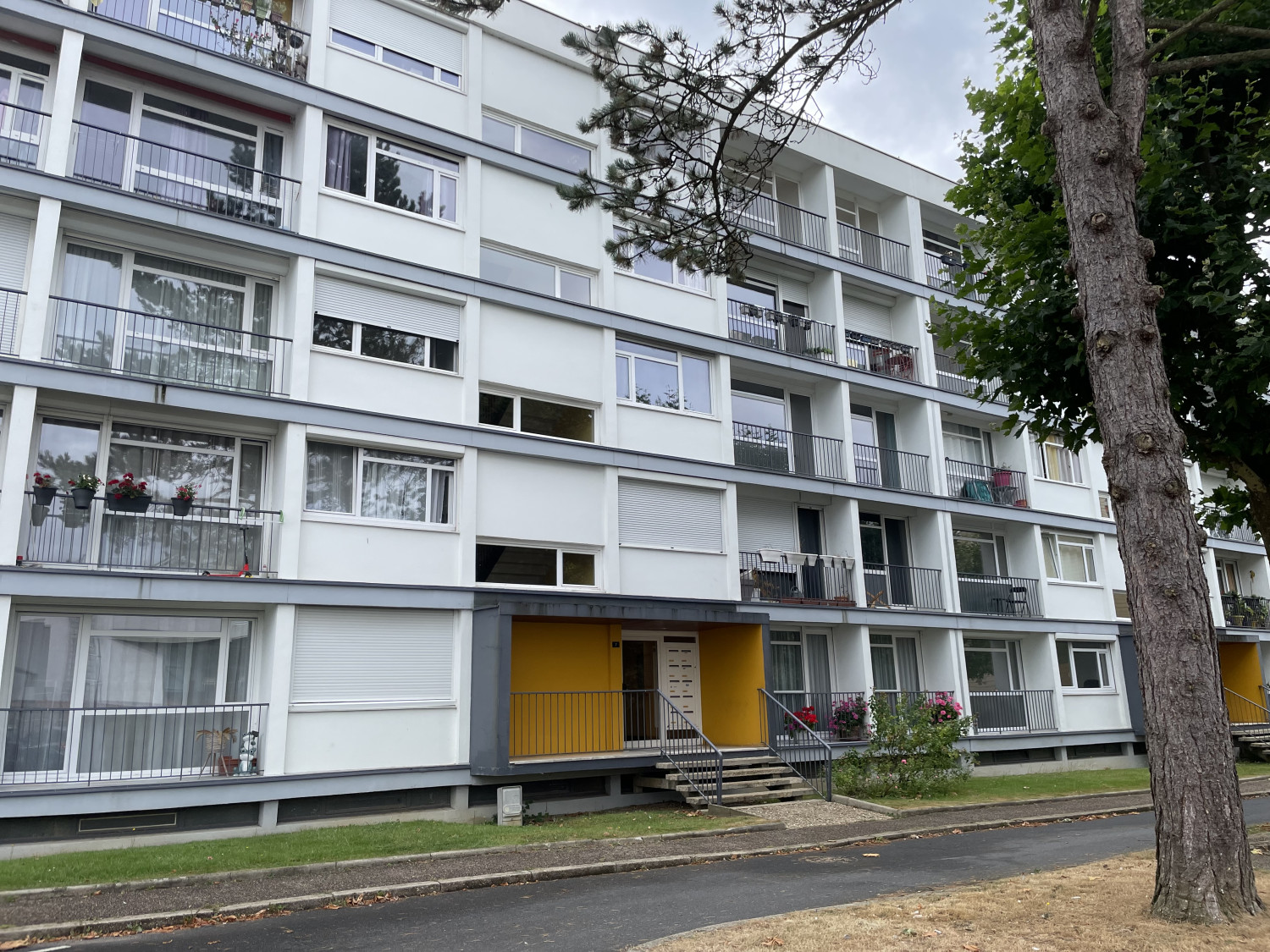 Appartement T4-74m2-MONT-SAINT-AIGNAN