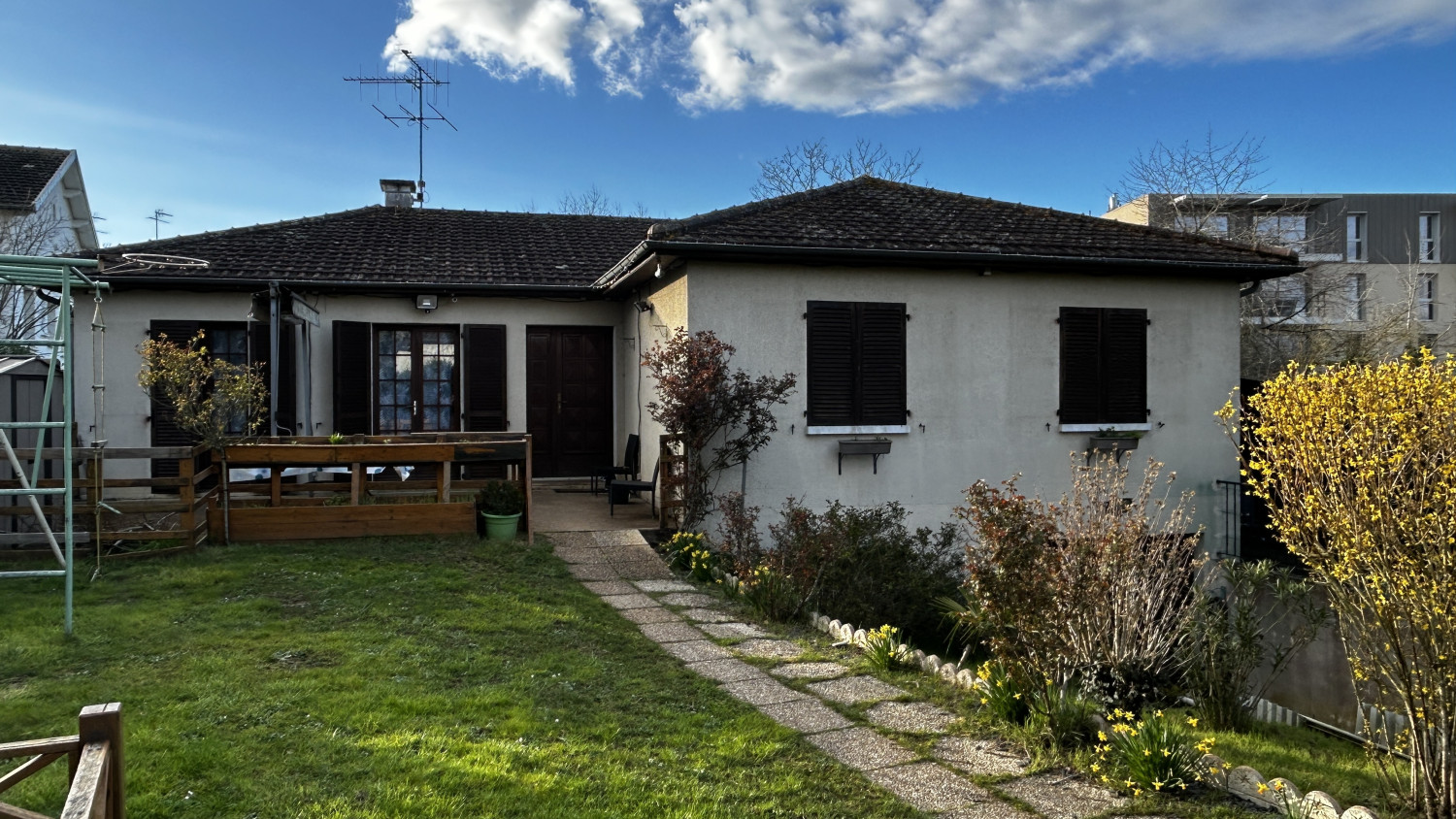 Appartement T5-113m2-POITIERS