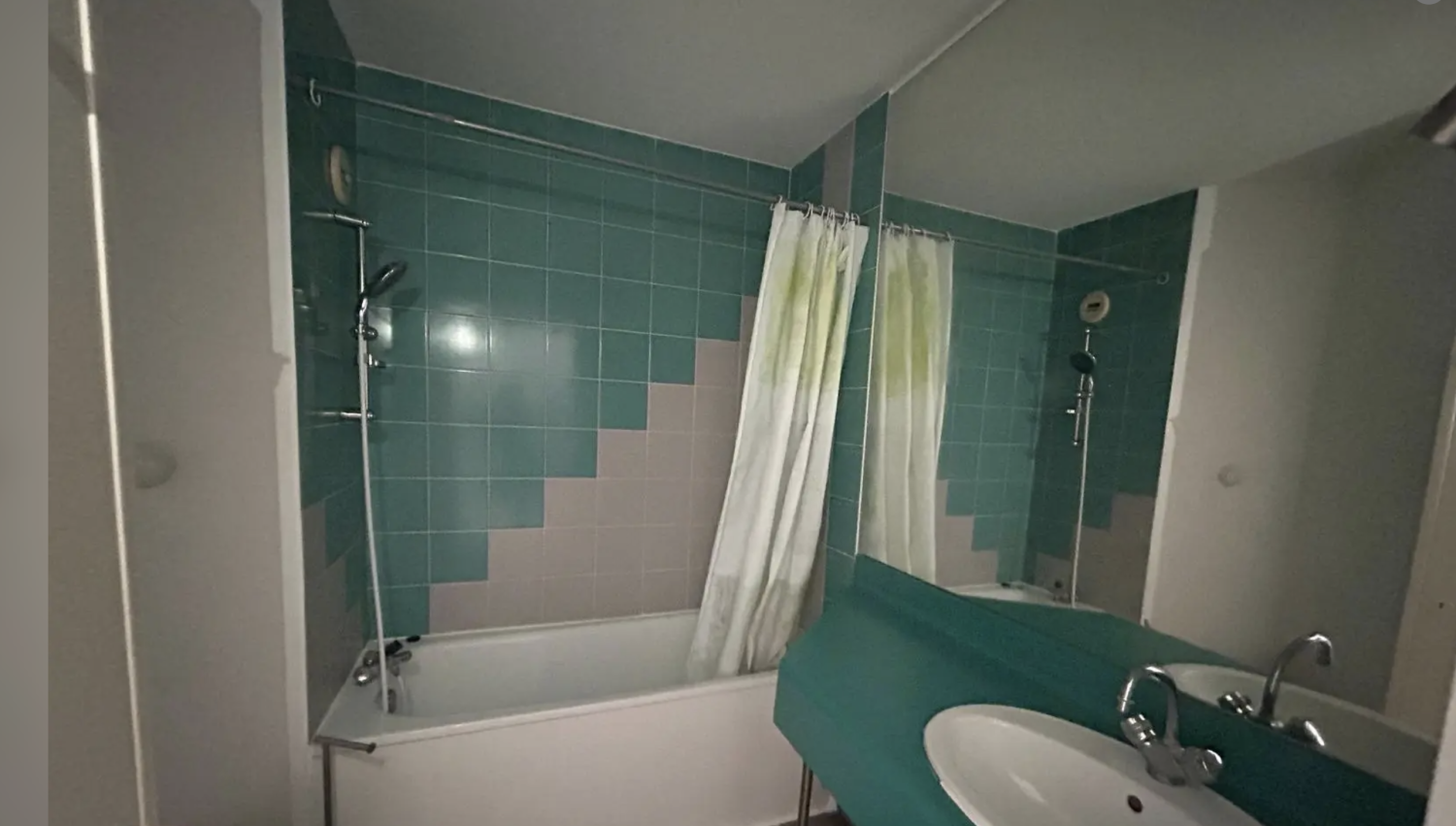 Immeuble 50m2-CHASSENEUIL-DU-POITOU