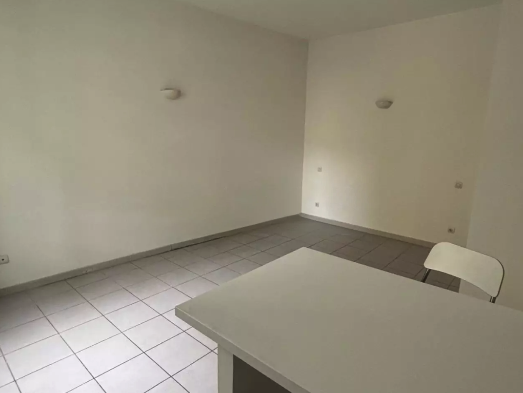 Appartement T1-26m2-MARSEILLE