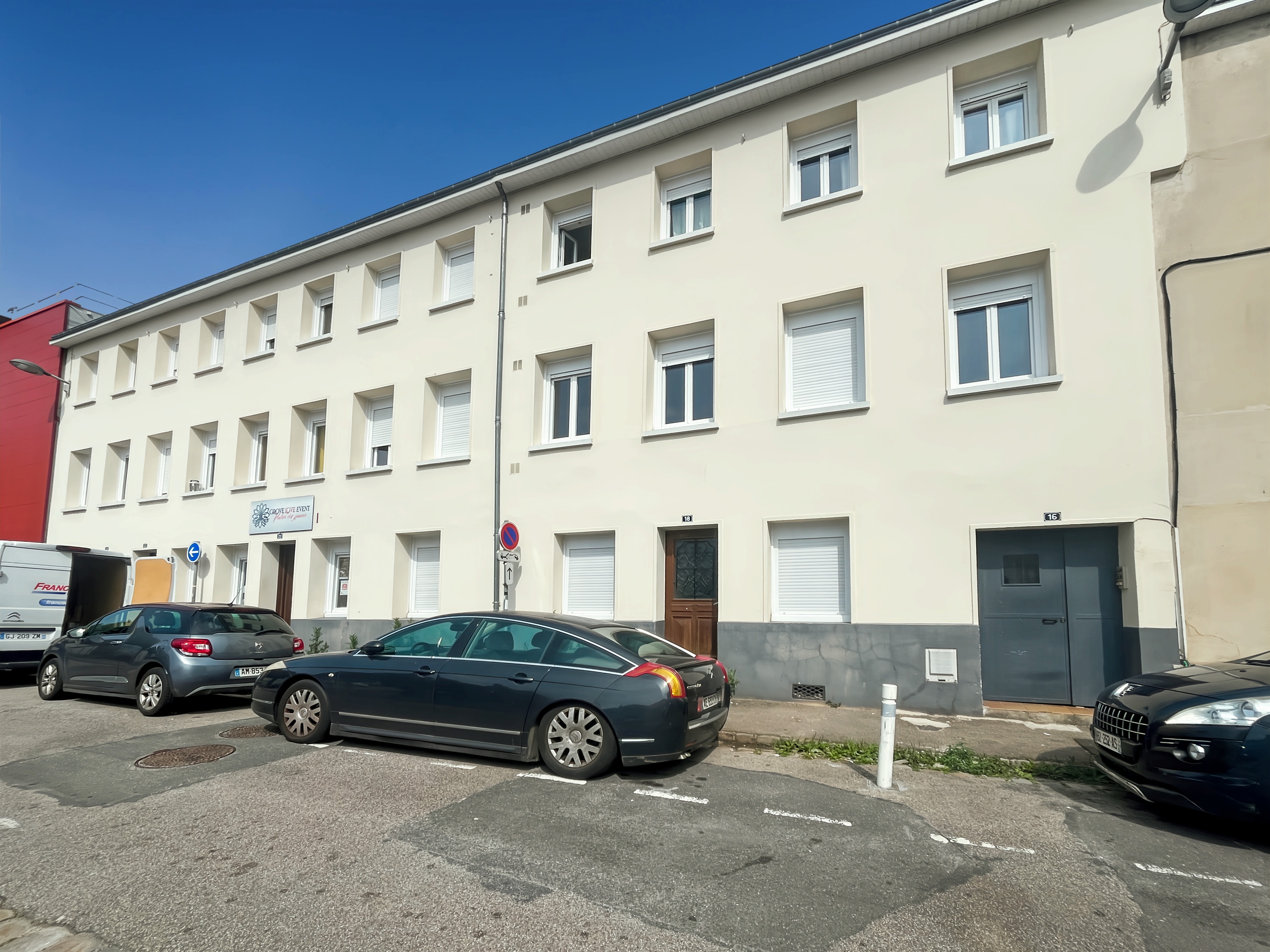 Location nue - 9 lots - 308m2 - Rouen