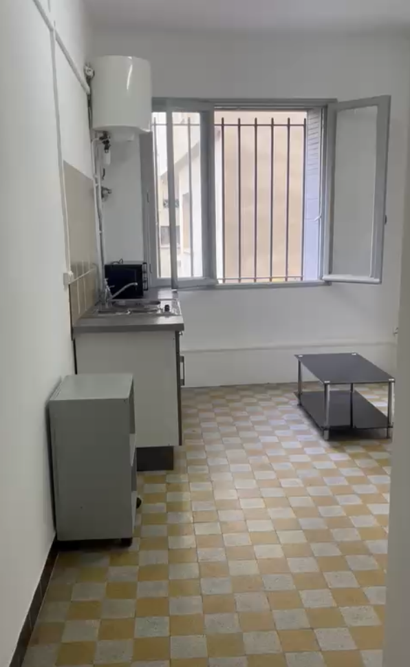 Appartement T1-18m2-MARSEILLE