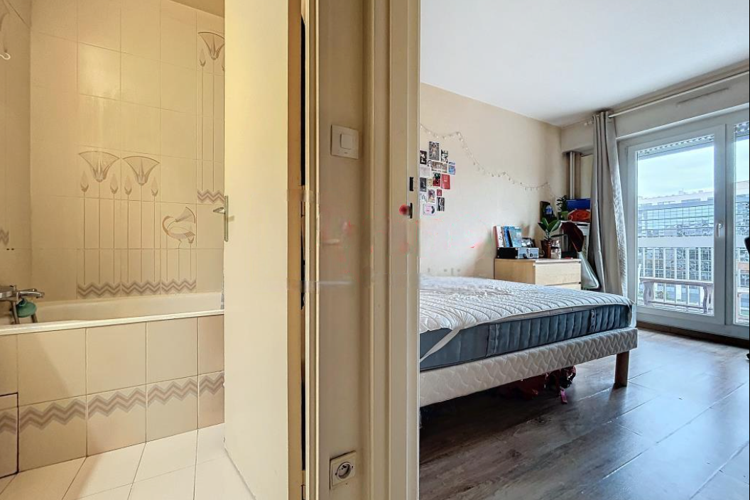Appartement T6-98m2-CRéTEIL