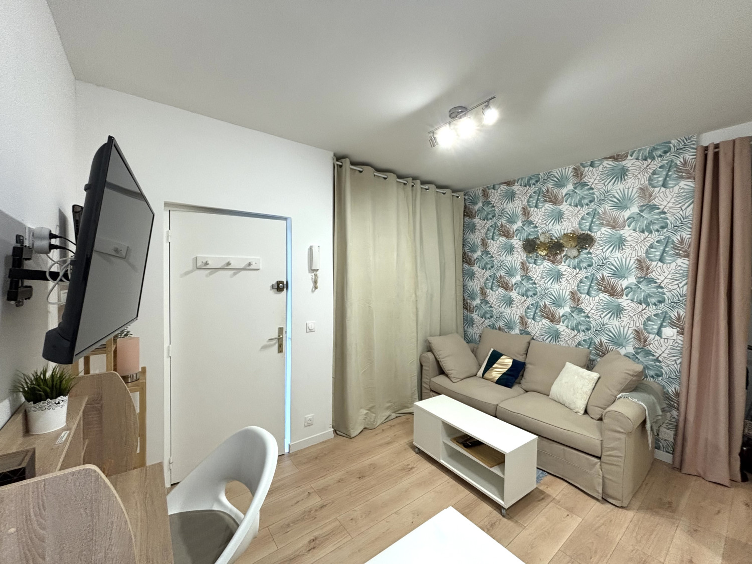 Appartement T1-18m2-PAU