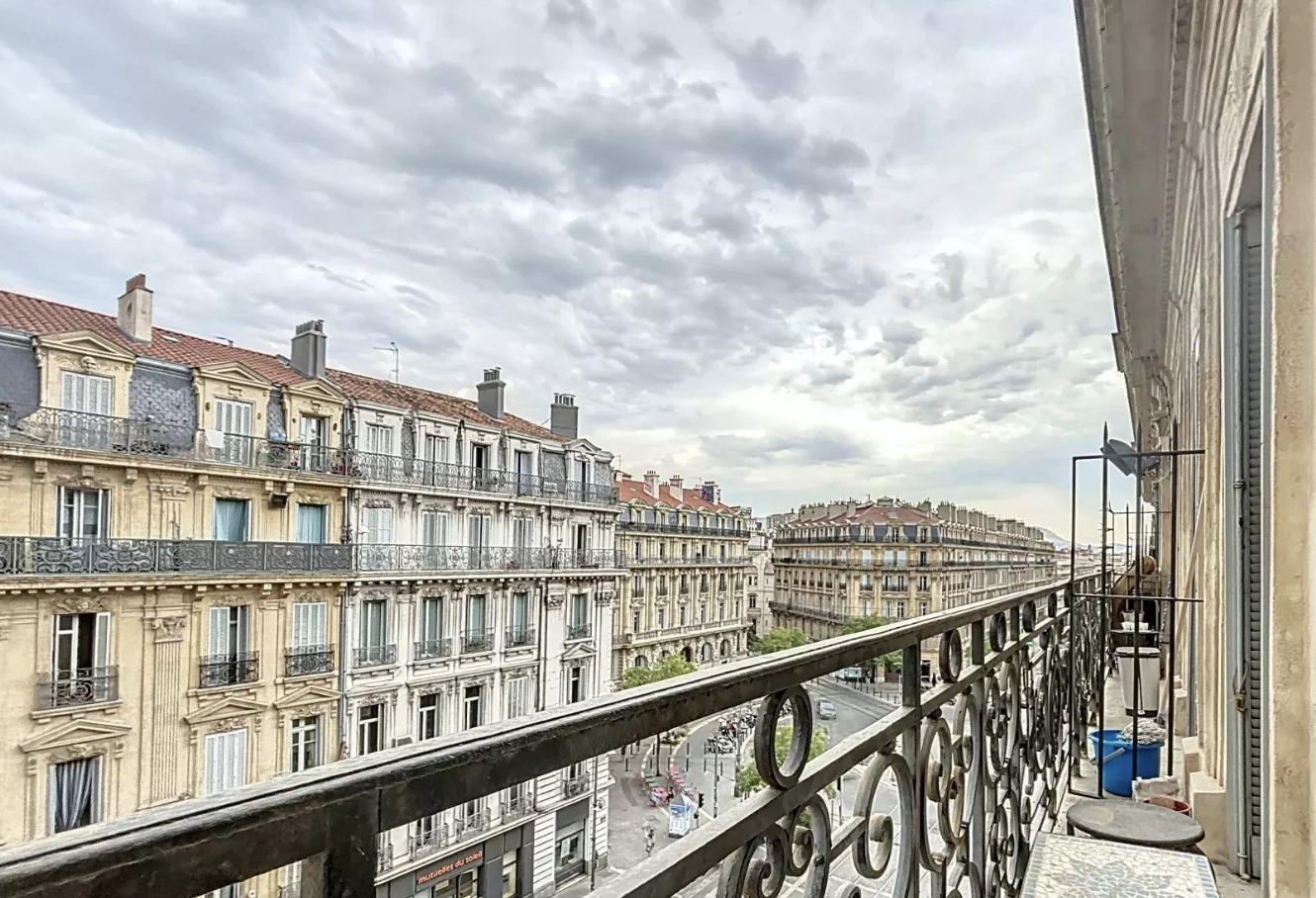 Appartement T3-58m2-MARSEILLE
