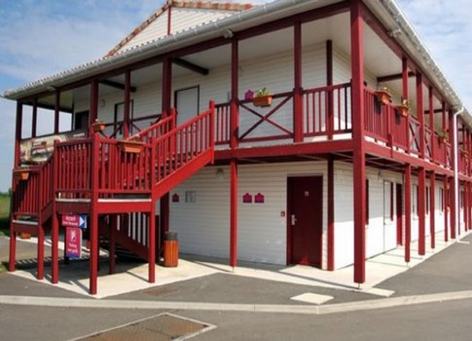So lodge Niort