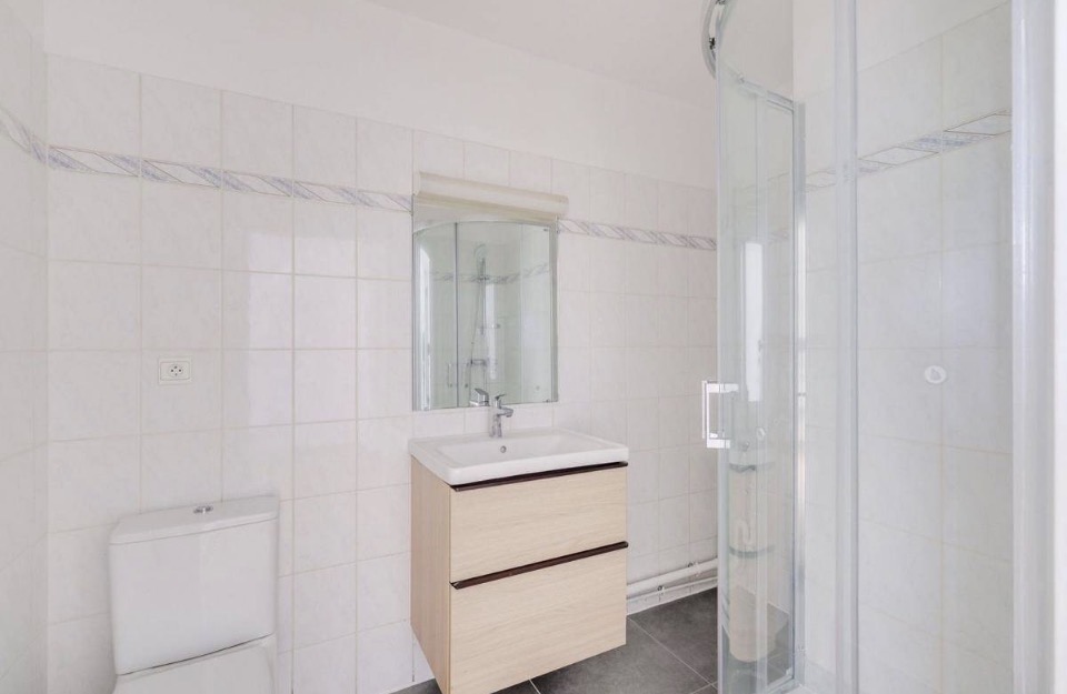 Appartement T1-18m2-COURBEVOIE