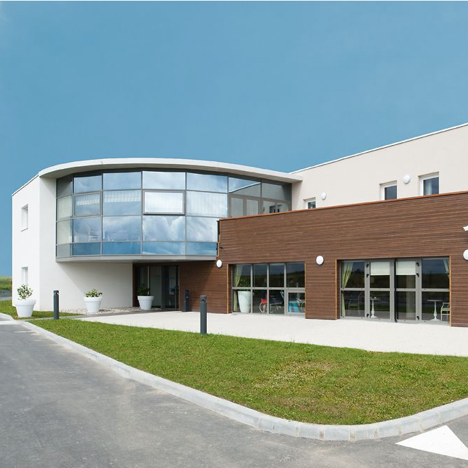 Villa du Chêne d'Or BONCHAMP-LES-LAVAL - 53